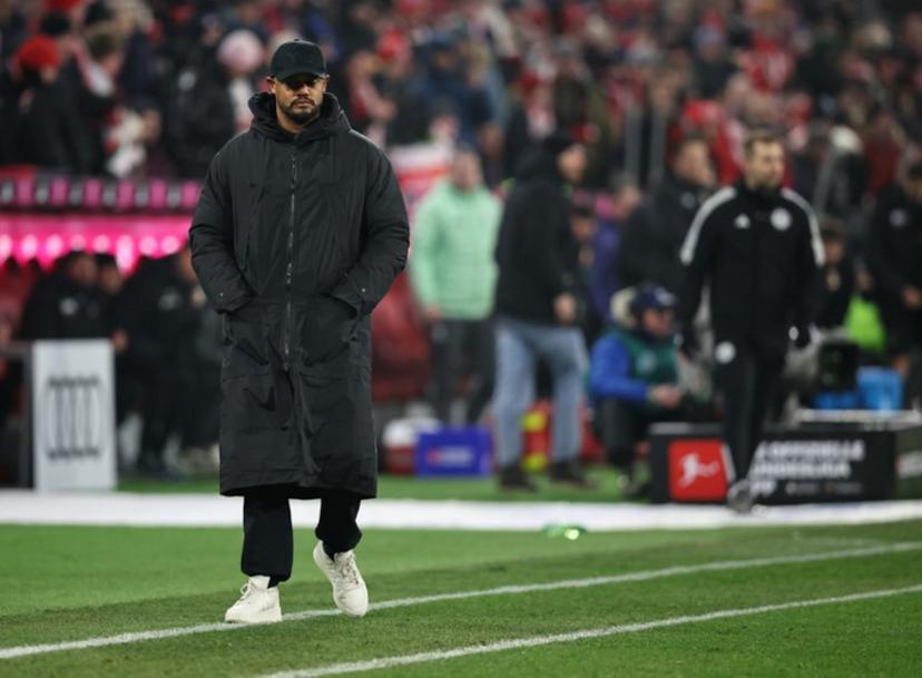Bayern Munich's Belgian head coach Vincent Kompany looks on during the German first division Bundesliga football match between FC Bayern Munich and FC Augsburg in Munich, southern Germany, on January 24, 2026. Alexandra BEIER / AFP