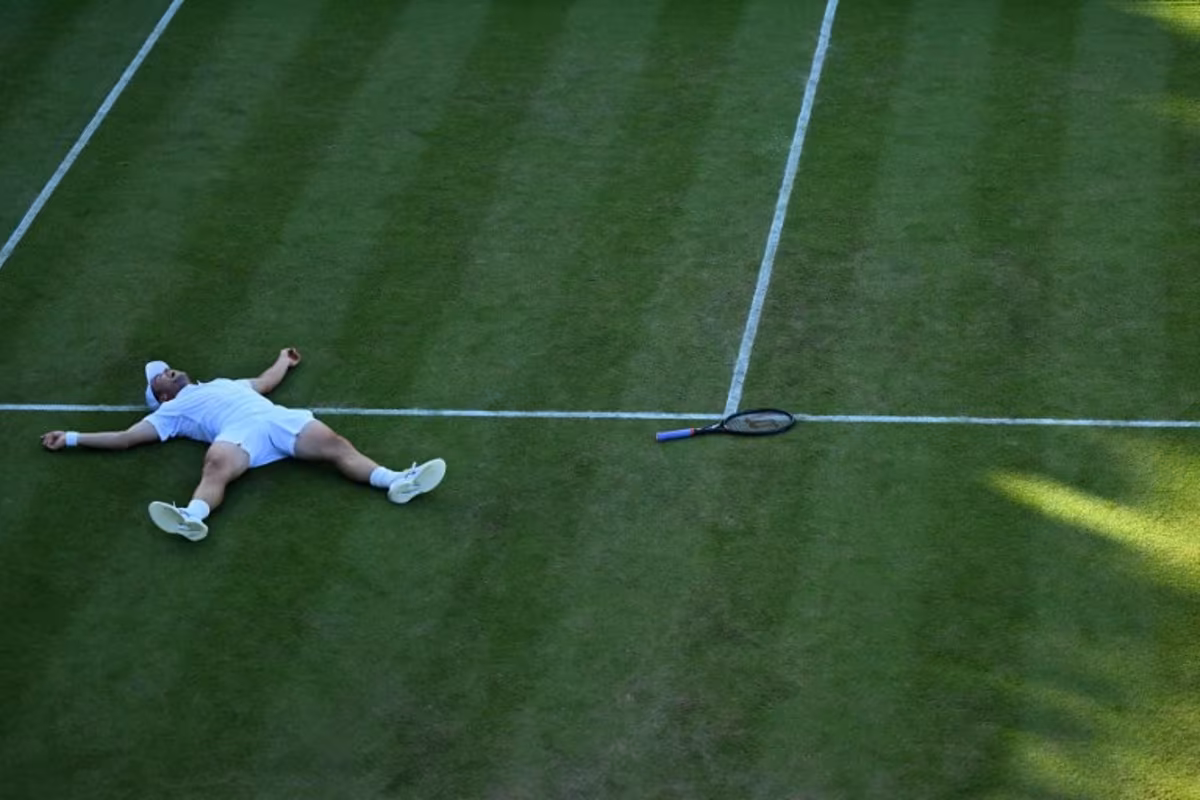 Britain's Arthur Fery celebrates winning against Belgium's Zizou Bergs during their men's singles third round tennis match on the sixth day of the 2026 Wimbledon Championships at The All England Lawn Tennis and Croquet Club in Wimbledon, southwest London, on July 4, 2026. Kirill KUDRYAVTSEV / AFP