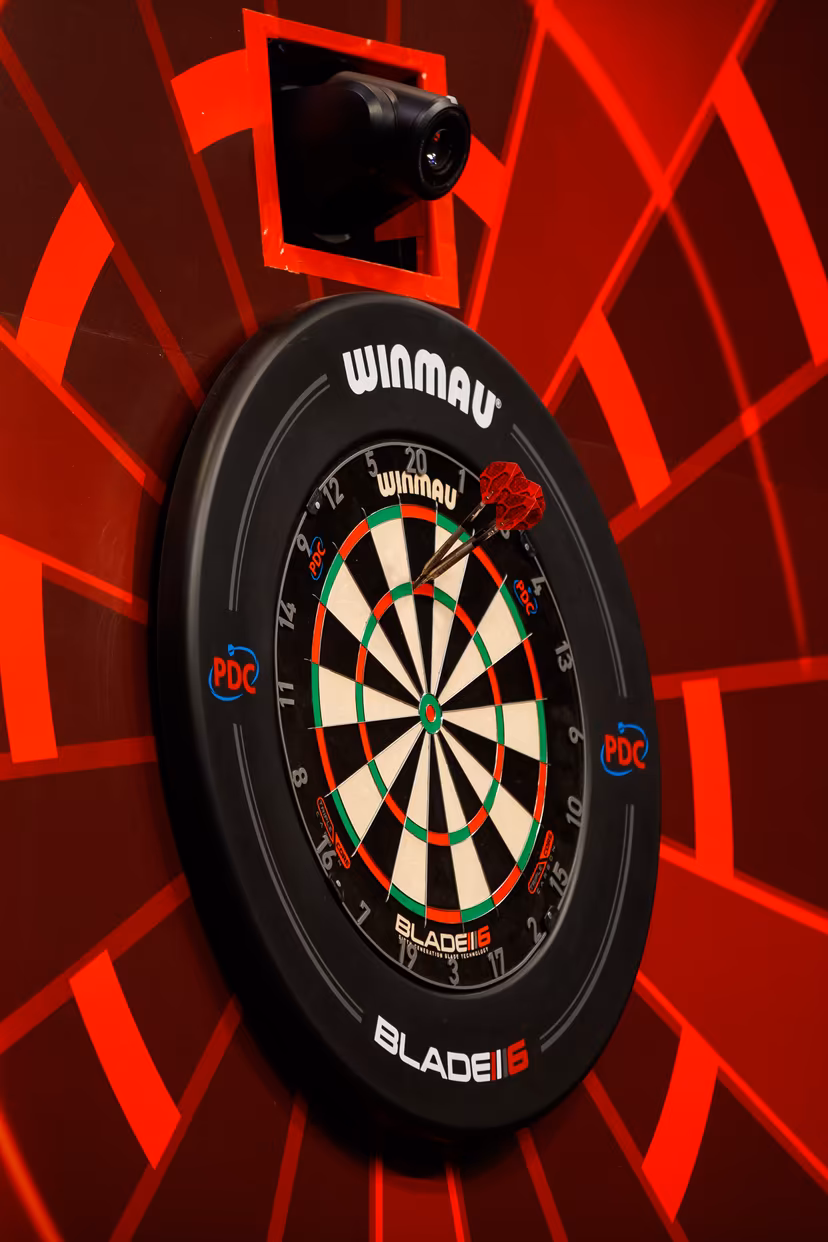 Illustration picture shows a top score of 180 the third day of the Belgian Darts Open, Sunday 25 September 2022 in Wieze, a tournament in the European Tour that takes places from September 23 until September 25. BELGA PHOTO JEF MATTHEE