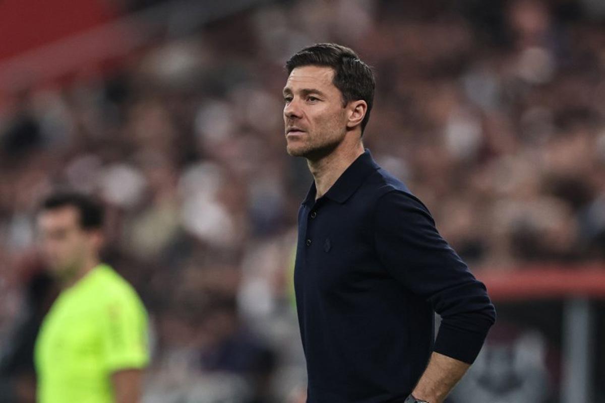 Real Madrid's Spanish coach Xabi Alonso reacts during the Spanish Super Cup final football match between FC Barcelona and Real Madrid at the King Abdullah Stadium in Jeddah on January 11, 2026. Fadel SENNA / AFP