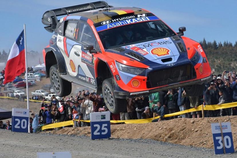 Belgium driver Thierry Neuville and co-driver Martijn Wydaeghe cross the finish line in their Hyundai i20 N Rally1 during the WRC Rally Chile Bio Bio in Concepcion, Chile, on September 14, 2025. GUILLERMO SALGADO / AFP